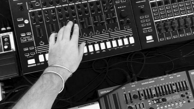 Dub Chords Sequence Reface CS смотреть онлайн