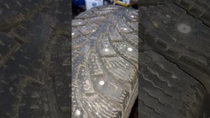 сколько можно ездить на одном комплекте резины