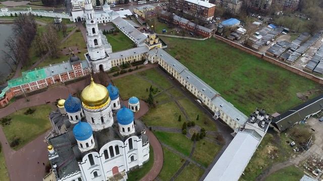 Николо-Угрешский монастырь и Парк Царицино. смотреть онлайн