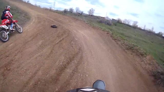 FXMoto X8 VS Honda250 Отлично погоняли ?Фрунзе смотреть онлайн