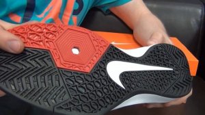 Презентация #240 - Кроссовки Nike Zoom Without A Doubt - SoleFinder.ru