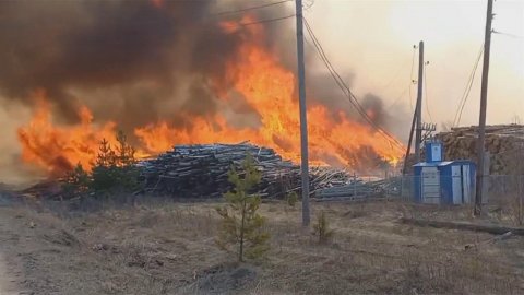 Более 600 человек остались без крыши над головой в результате пожаров в Свердловской области
