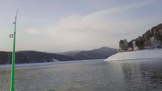 Рыбалка (зимний спиннинг) на 4-х частный стеклянный трэвел, сделанный из бланков с Али экспресс.