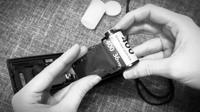 Olympus AF‐10 / Film einlegen смотреть онлайн