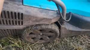 Отзыв о Газонокосилке Gardena PowerMax 1100/32. Не справилась с нашим газоном и травостоем...