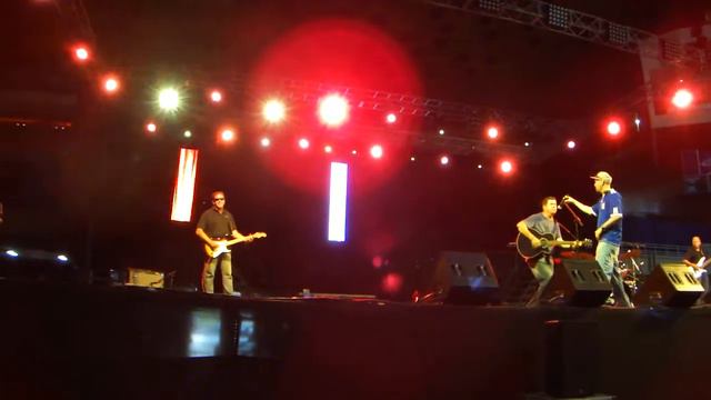 Boss Gt 6 in Big Venue Fender Stratocaster,Fender Twin Reverb,Onda 77 смотреть онлайн