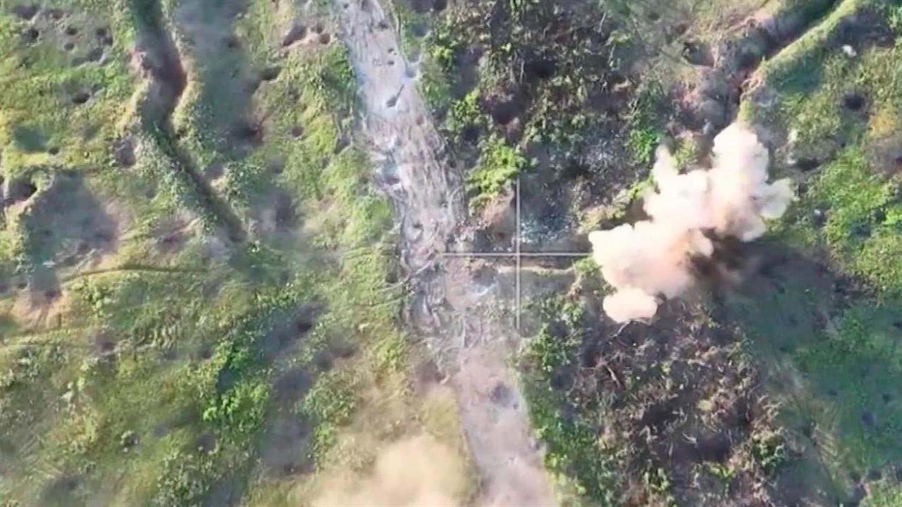 Российские военные каждый день бьются за освобождение территории от боевиков