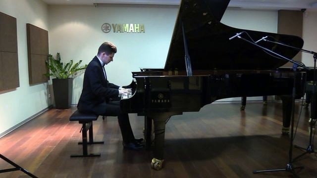 С.В. Рахманинов - Здесь хорошо Op. 21, №7. Исполняет Алексей Лимонов. смотреть онлайн