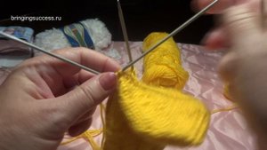 Детские варежки (рукавички) Ежик вязание спицами (подарок своими руками)