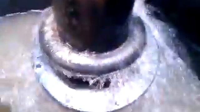 Как обустроить скважину с самоизливом