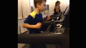 бег на дорожке скорость 9 км ч