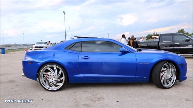 WhipAddict: 30+ Second Burnout, Kandy Blue Supercharged Chevrolet Camaro SS on 24s! смотреть онлайн