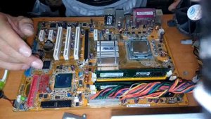 Системный блок при включении кулер работает рывками