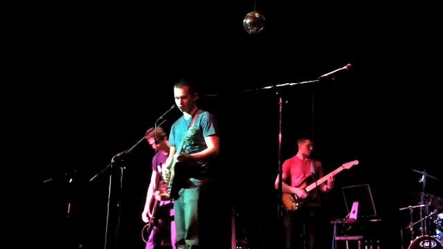 LIVE APR13: LLS - Wait And See смотреть онлайн