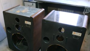 Реставрация корпусов JBL L300.