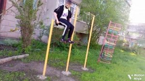 как сделать стульчик на турнике быстро и легко