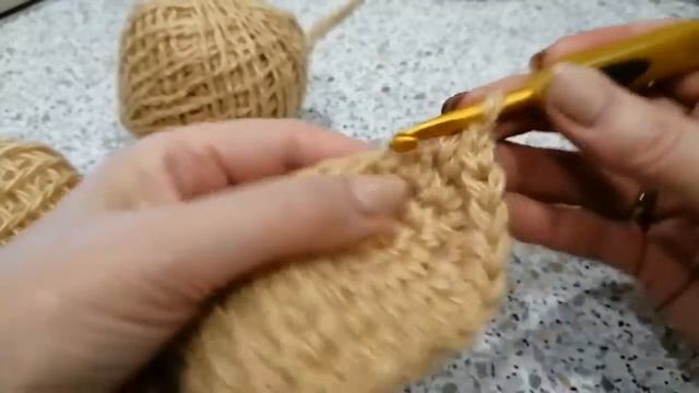 Вяжем коврик Левушка часть 6 (лапки) смотреть онлайн