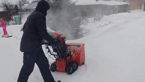 Снегоуборщик гусеничный Profi P6560ET разворот