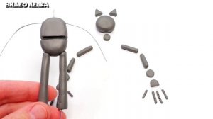 РОБОТ МУЛЬТЯШНЫЙ КОТ против ПОНЧИКОГОЛОВОГО. Лепим из пластилина | Видео Лепка