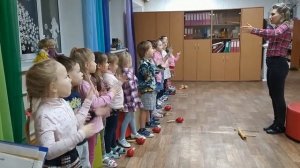Часики идут.  Боди перкуссия для малышей