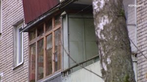 Ребёнок выпал из окна со второго этажа