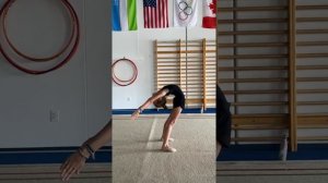 How to do arch back in standing position. Rhythmic Gymnastics in Miami. Home Practice.