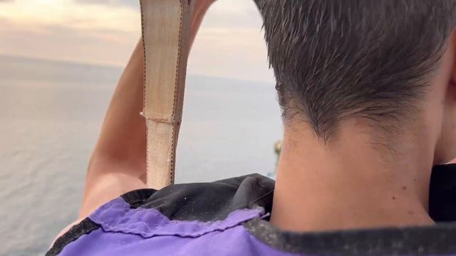 ОБОРВАЛСЯ ТРОС, ПХУКЕТ 2023 - ВОЗДУШНЫЙ ШАР! ПОЛЕТ НАД МОРЕМ 4К! ПАРАПЛАН В ТАЙЛАНДЕ, ЦЕНА ЭКСТРИМА смотреть онлайн