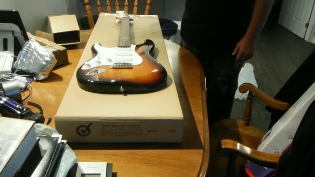 Unboxing A New Fender Electric Guitar Plus Extras смотреть онлайн