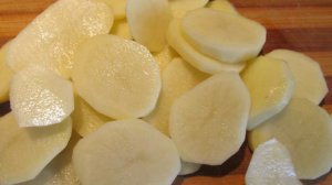 Слоеное овощное рагу из картофеля и кабачков
