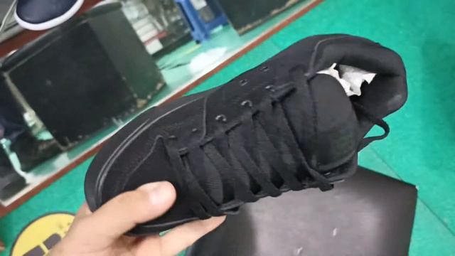 DC SHOES COURT GRAFFIK (001),(CA2), (WLK), (3BK); PURE (HBW), (LPB), (XKRS) смотреть онлайн