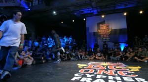 Red Bull BC One Cypher France 2018 | Semifinal: Tonio vs. Shlag