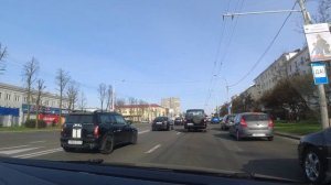 Уроки вождения на механике в Минске. Вождение автомобиля для начинающих водителей.