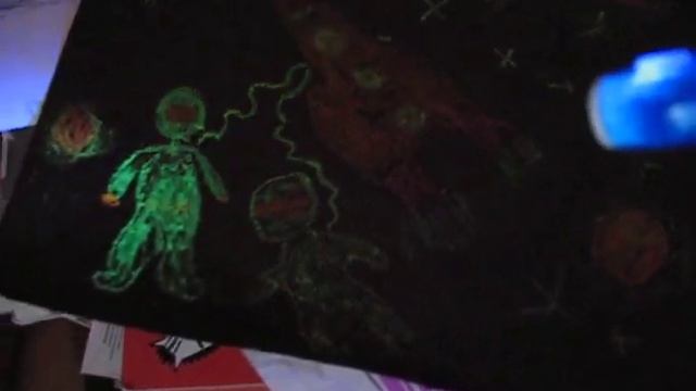 Рисунок ко дню космонавтики смотреть онлайн