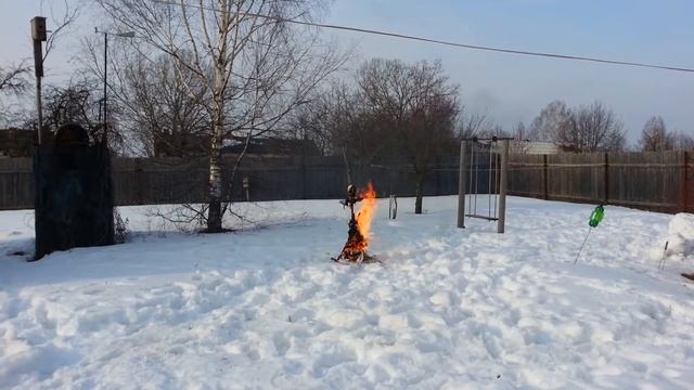 Масленица.Сжигание чучела. смотреть онлайн