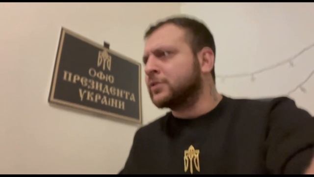 СЛАВА У КАРИНЫ смотреть онлайн