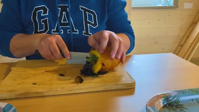 ШАШЛЫК ИЗ КУРИНЫХ КРЫЛЫШЕК И ЛЕТНИЙ ТЕПЛЫЙ САЛАТ. РЕЦЕПТ МАРИНАДА ДЛЯ КУРИНЫХ КРЫЛЬЕВ (16+)