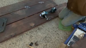 Makita 18v Grinder model DGA513