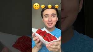 How do you eat strawberry?  Radmiru #shorts