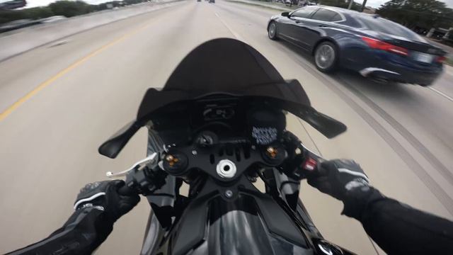 INSANE SOUND! [Yamaha R1 SC Project CR-T Exhaust Test Ride] смотреть онлайн