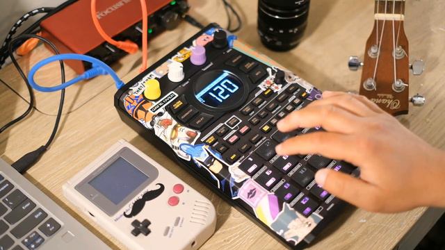 LoFi Sunday #59: Chilling With The Uke (Roland SP-404MKII) смотреть онлайн