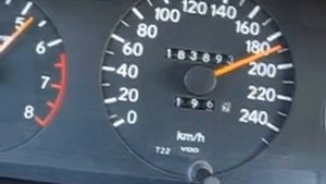 Toyota Carina E 205km/h
