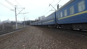 Электровоз ЧС7-018 (ТЧЭ-18) со скорым поездом №096П Кривой Рог/Днепр - Москва.