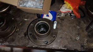 Забивные шпильки на ВАЗ 2106