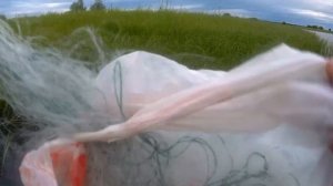 Рыбалка сетями в пересыхающих водоемах Сибири!