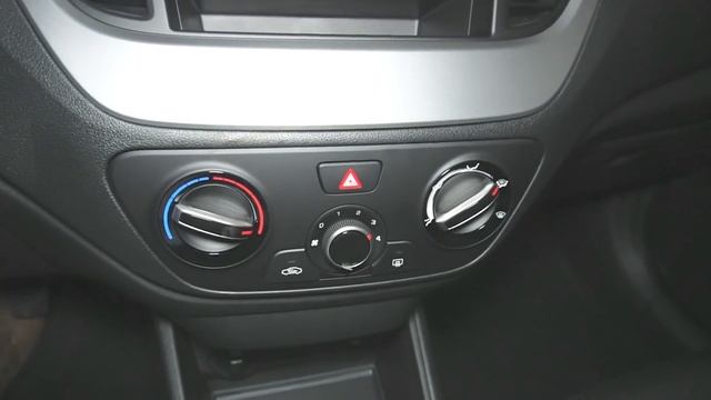 Hyundai Solaris 2018 1.4 (100 л.с.) MT Active - видеообзор смотреть онлайн