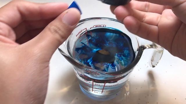 How to Make Anti-Gravity Galaxy in a Bottle | Super Easy + Fun DIY ! ? смотреть онлайн