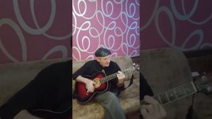 Эту песню дедушка сочинил сам....      Была весна цвели дрова ....