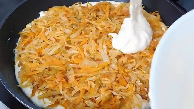 На сковороде заливной пирог!В 1000 раз вкусней чем из духовки