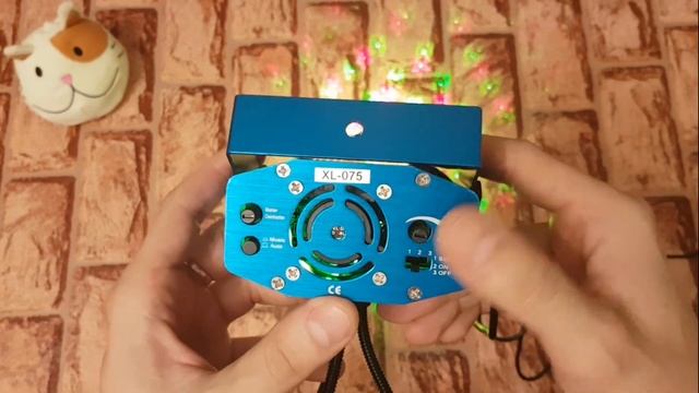 Лазерный проектор с Алиэкспресс / Классная светомузыка из Китая / Дискотека дома смотреть онлайн