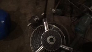 №5 Основной Вал! Сравнение Какой Гранулятор Лучше! Подвижная Матрица или Подвижные Ролики!